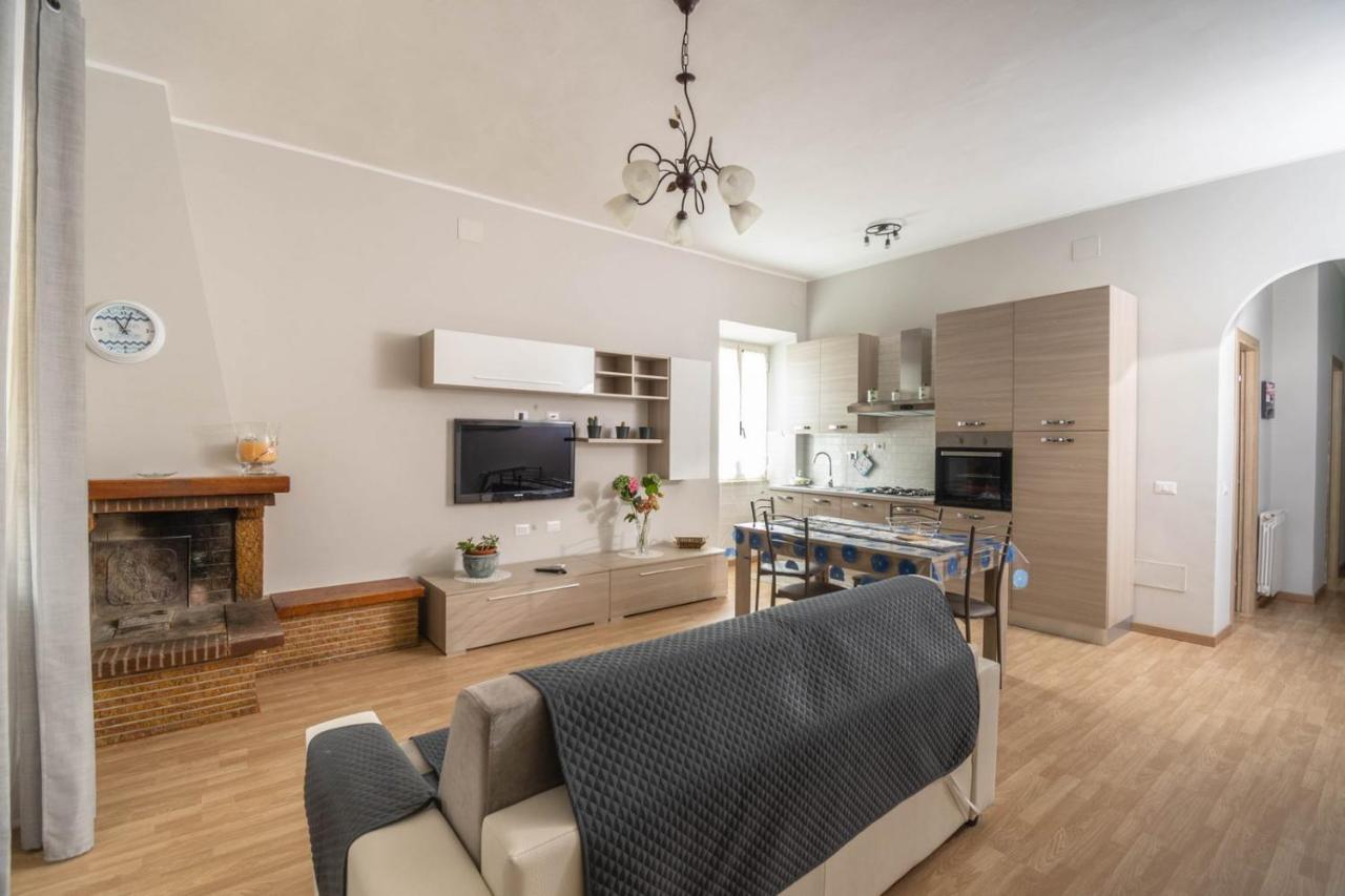 Ferienwohnung Casa Ilaria Ladispoli Exterior foto