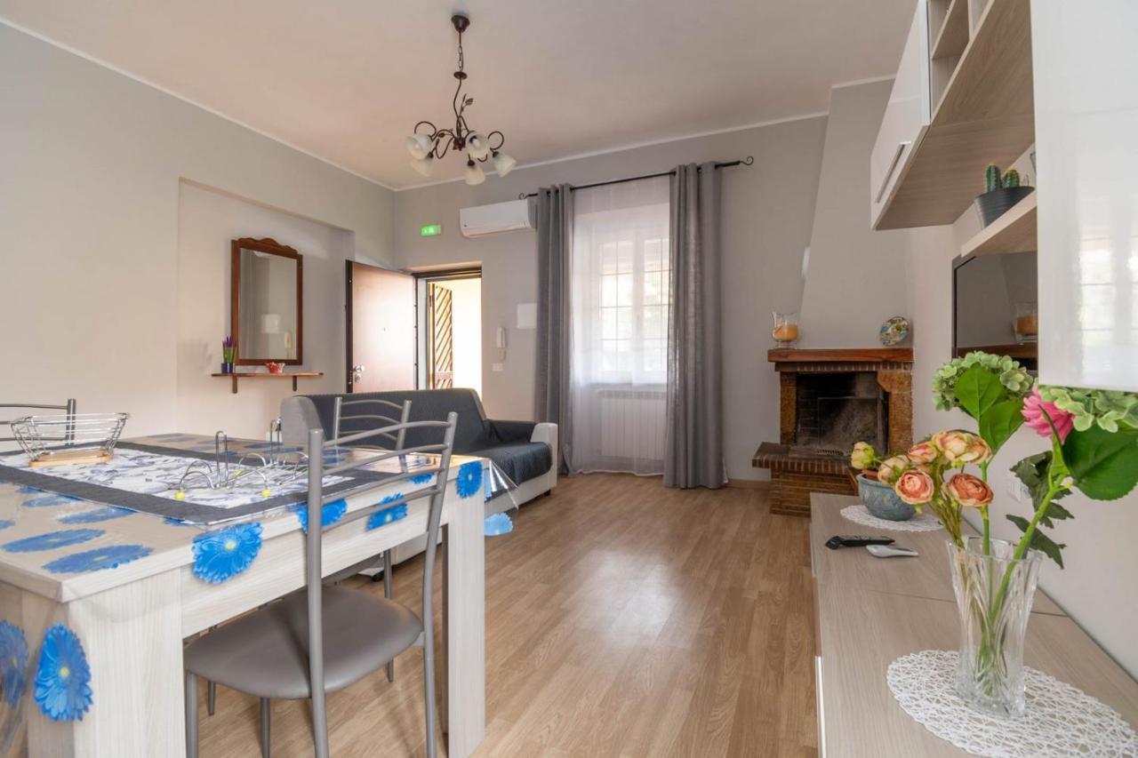 Ferienwohnung Casa Ilaria Ladispoli Exterior foto