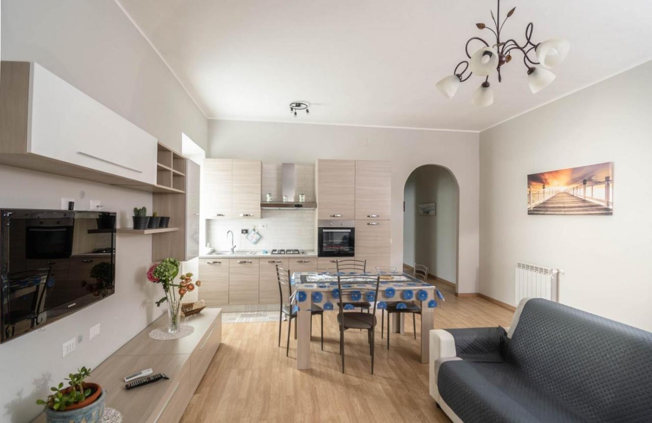 Ferienwohnung Casa Ilaria Ladispoli Exterior foto